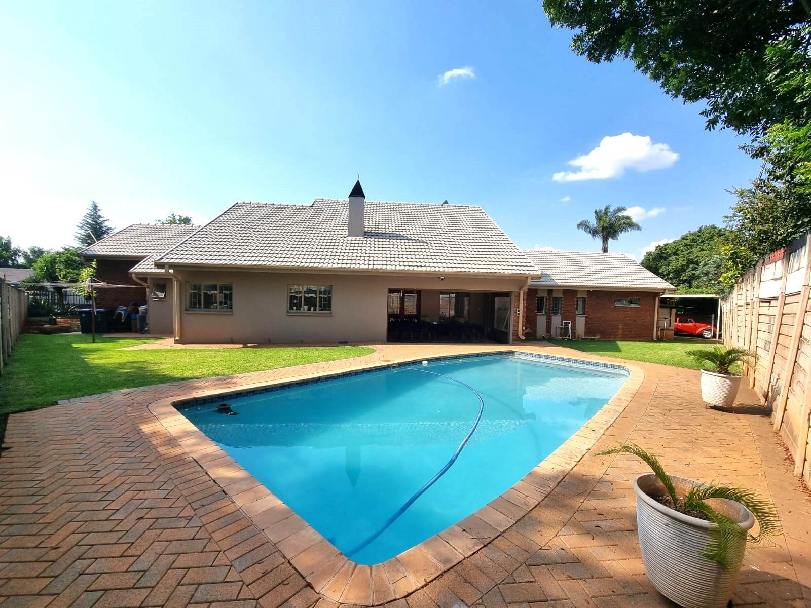 5 Bed House in Garsfontein photo number 30
