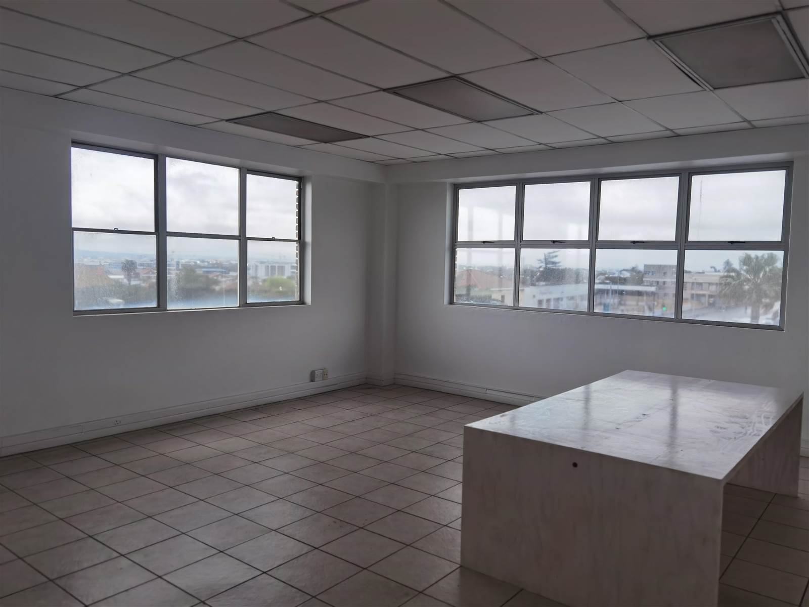 200  m² Commercial space in Salt River photo number 1