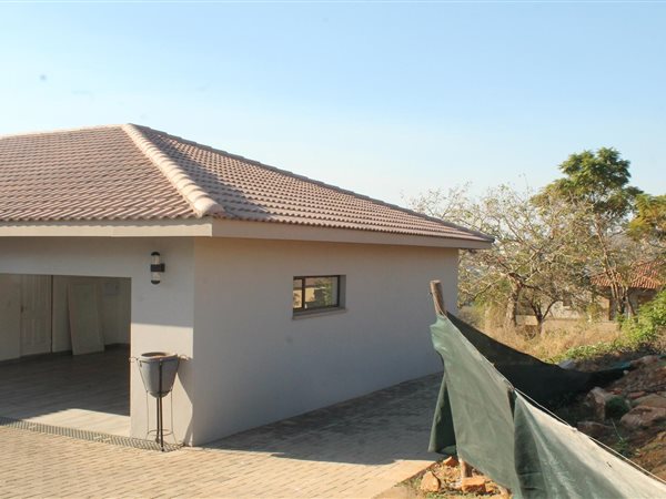 3 Bedroom House 3 Bedroom House