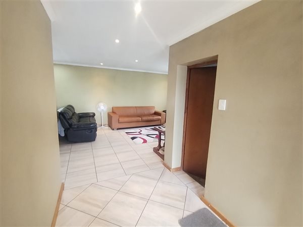3 Bedroom House 3 Bedroom House