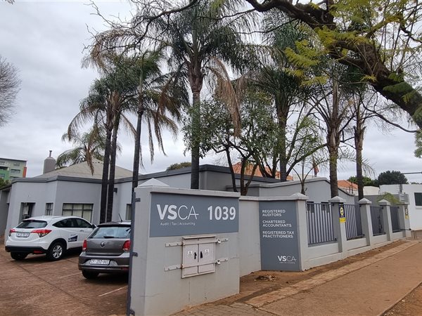 420  m² Commercial space in Hatfield