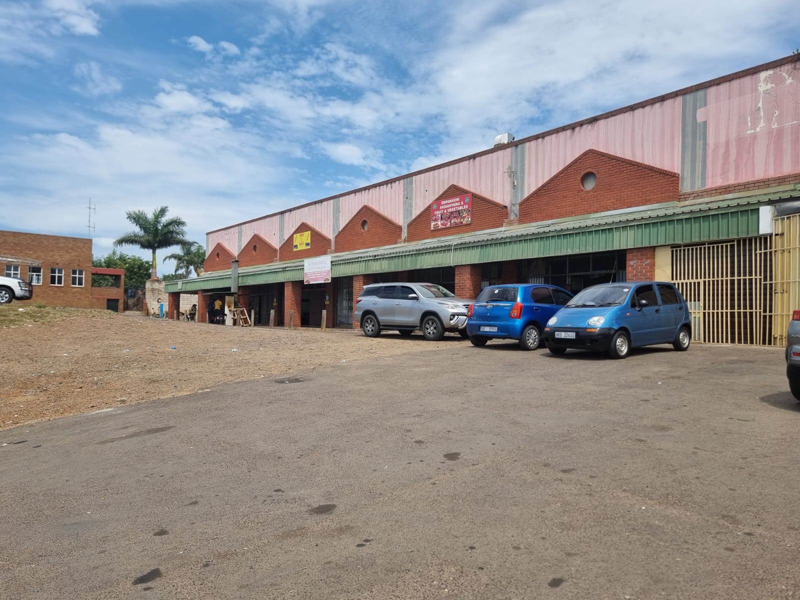 130  m² Commercial space in Empangeni Central photo number 1