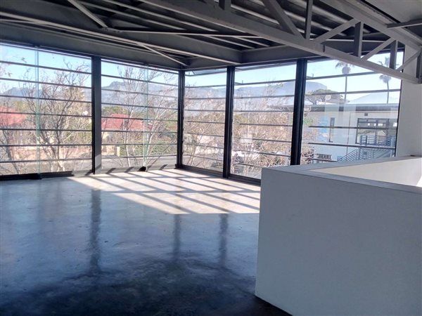 500  m² Retail Space in Diep River