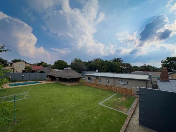 3 Bedroom House 3 Bedroom House