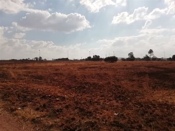 2.7 ha Land available in Lenasia South