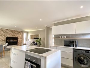 3 Bed House in Kya Sands