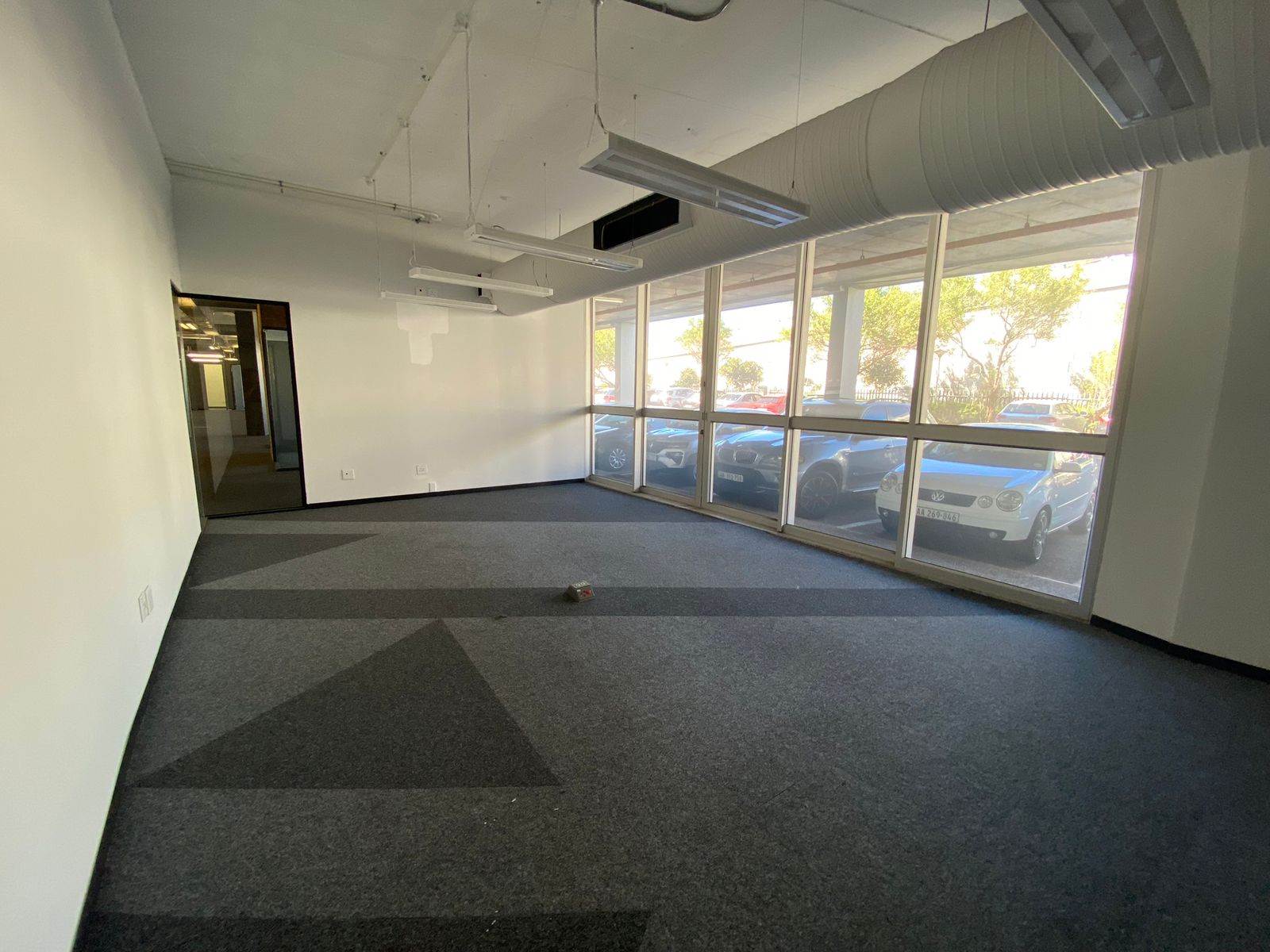 975  m² Commercial space in Paarden Eiland photo number 19