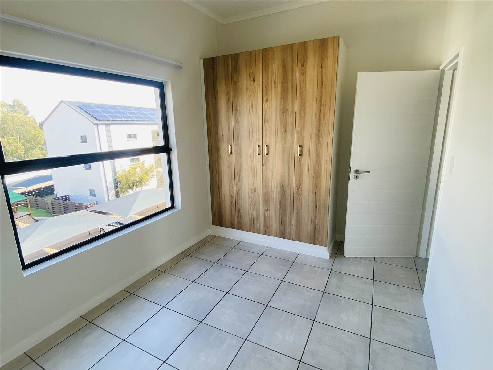 3 Bed Apartment in Boksburg East photo number 6