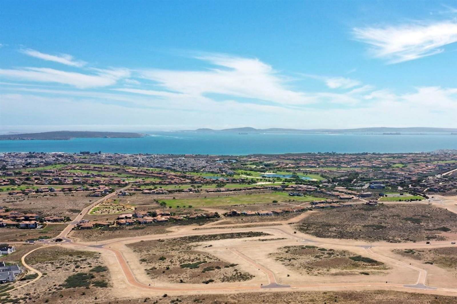672 m² Land available in Langebaan Country Estate photo number 14