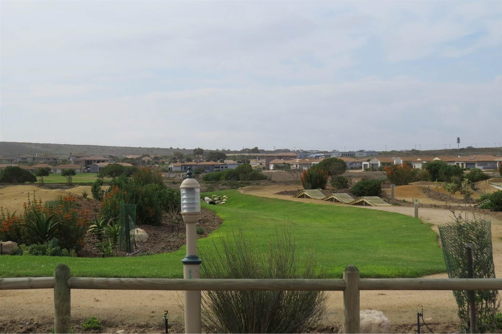 672 m² Land available in Langebaan Country Estate photo number 12