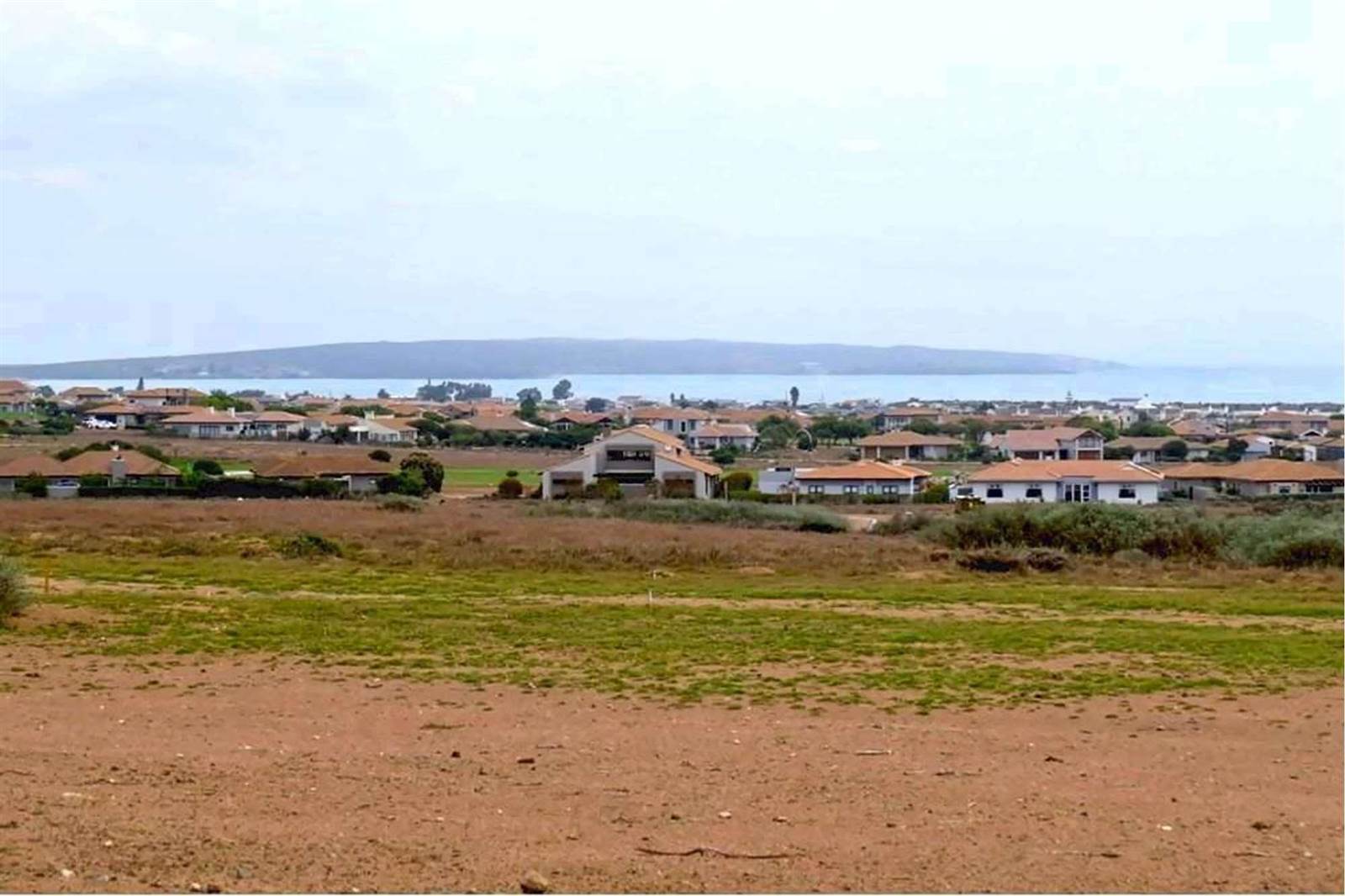 672 m² Land available in Langebaan Country Estate photo number 3