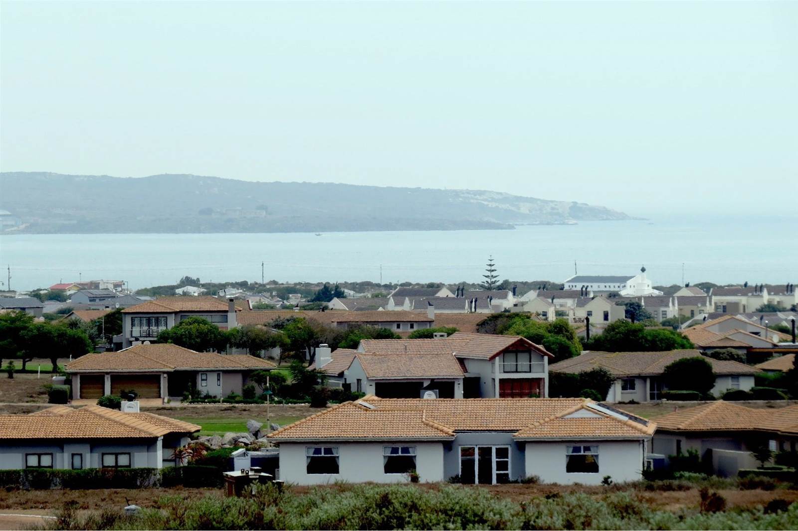 672 m² Land available in Langebaan Country Estate photo number 4