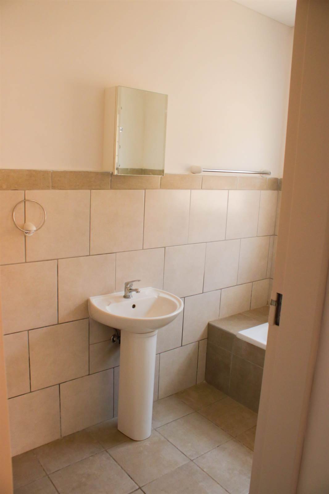 3 Bed Apartment in Raslouw photo number 12