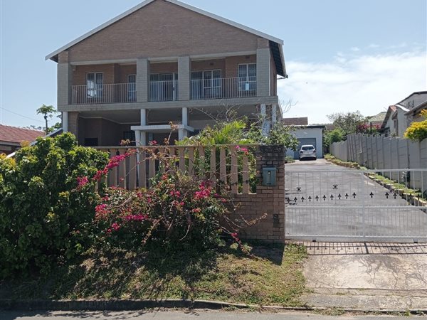 3 Bedroom House 3 Bedroom House