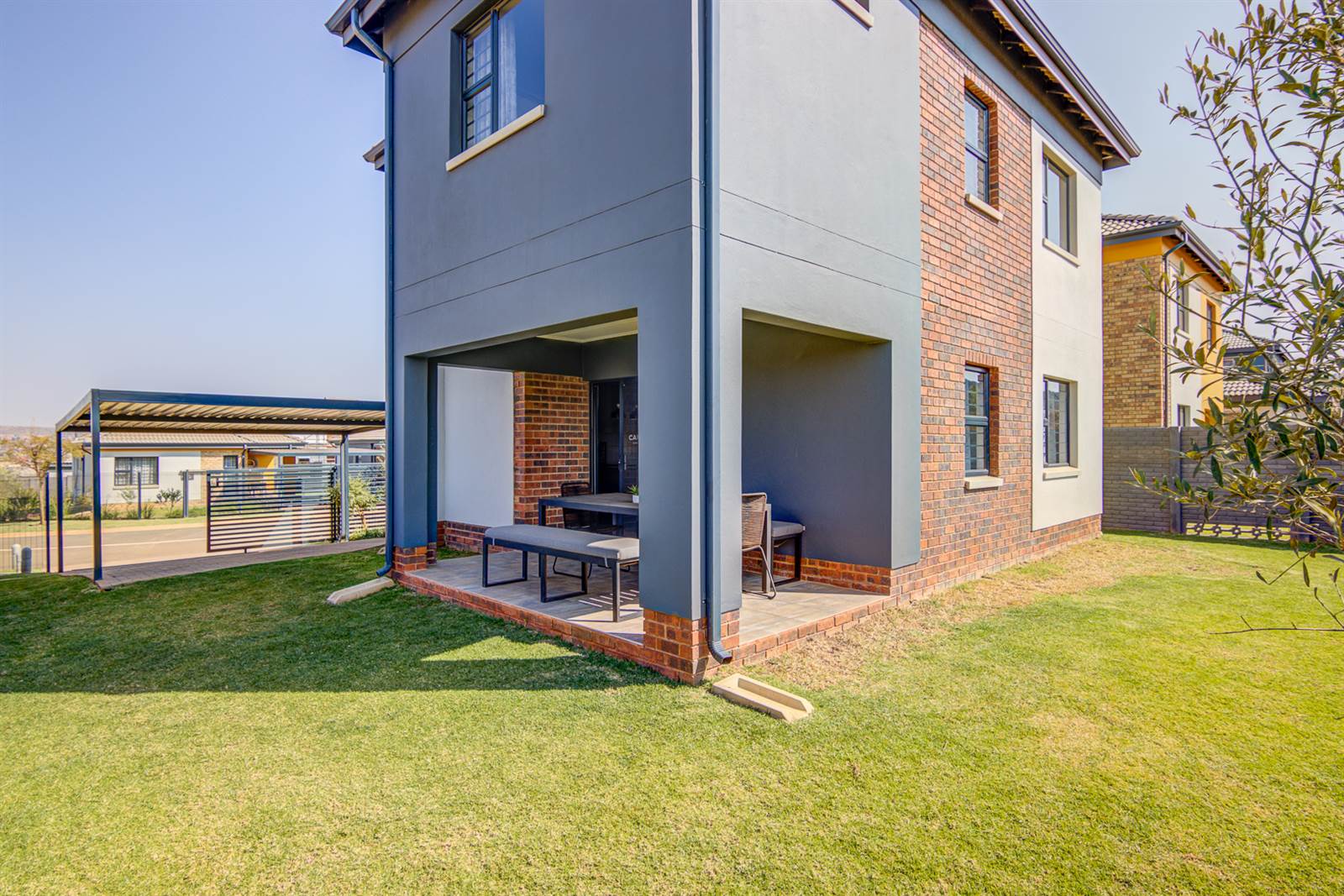 4 Bed House in Pretoria West photo number 1