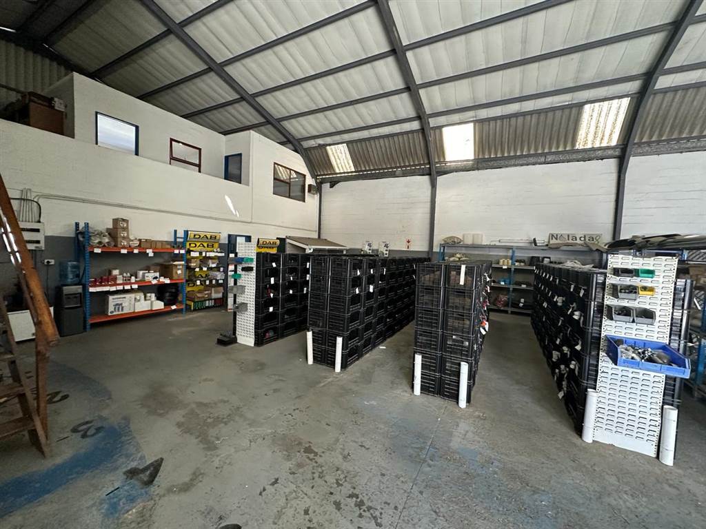 525  m² Industrial space in Bellville Central photo number 14