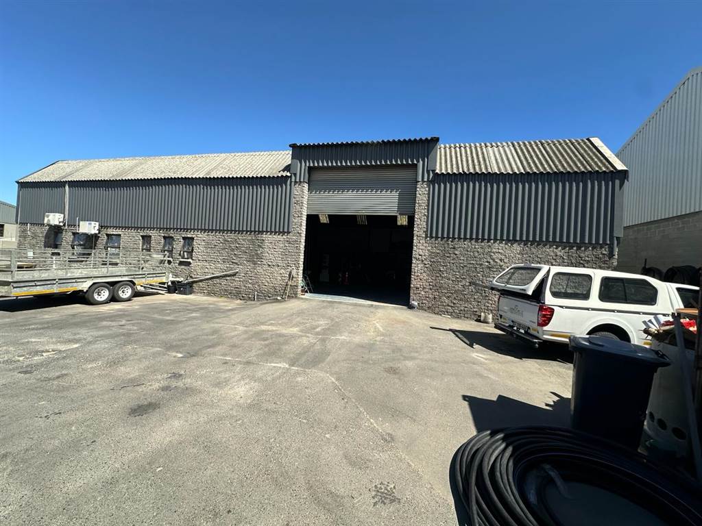 525  m² Industrial space in Bellville Central photo number 2