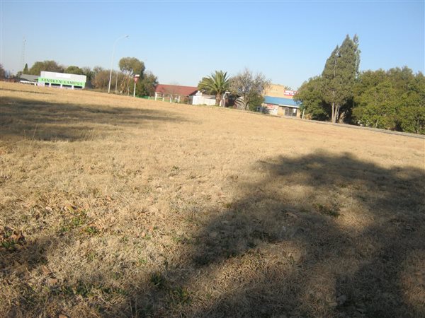 969 m² Land