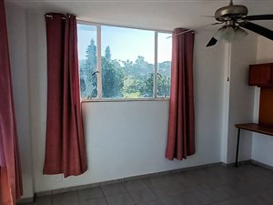 1.5 Bed Apartment in Berea