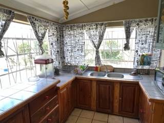 3 Bed House in Petrus Steyn photo number 3