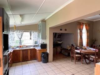 3 Bed House in Petrus Steyn photo number 5