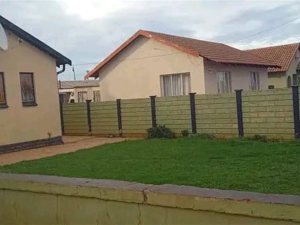2 Bedroom House 2 Bedroom House