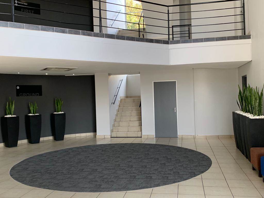 513  m² Commercial space in Kyalami photo number 2