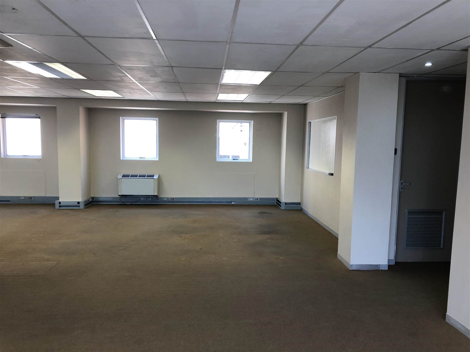 513  m² Commercial space in Kyalami photo number 14
