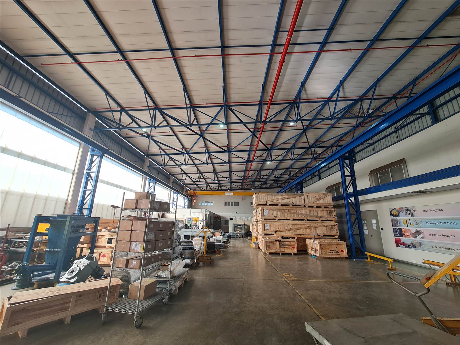 3853  m² Industrial space in Greenhills photo number 1