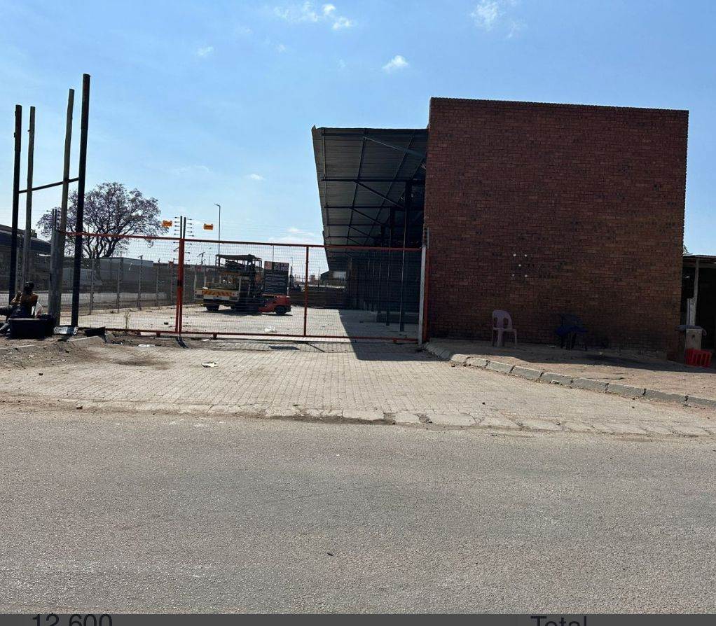 900  m² Commercial space in Polokwane Central photo number 2