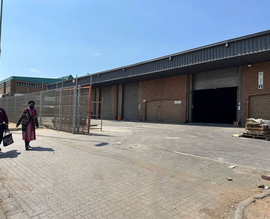900  m² Commercial space in Polokwane Central photo number 6