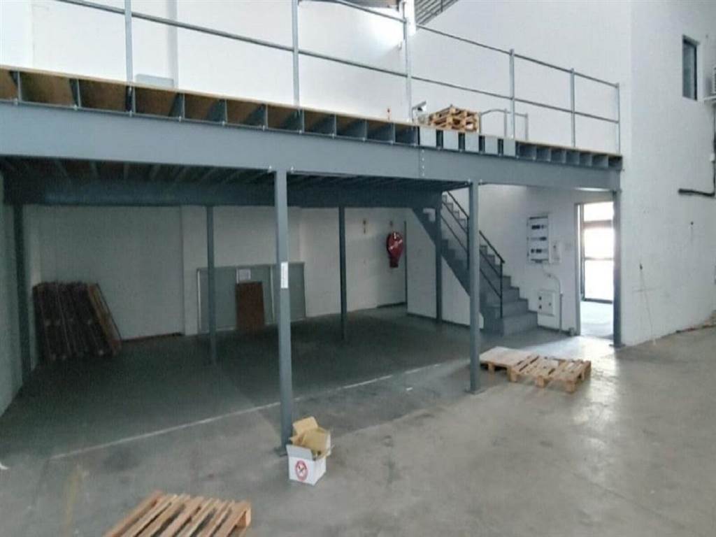 226  m² Commercial space in Pinetown Central photo number 1