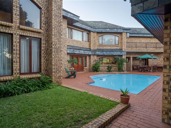 8 Bed House in Umtentweni