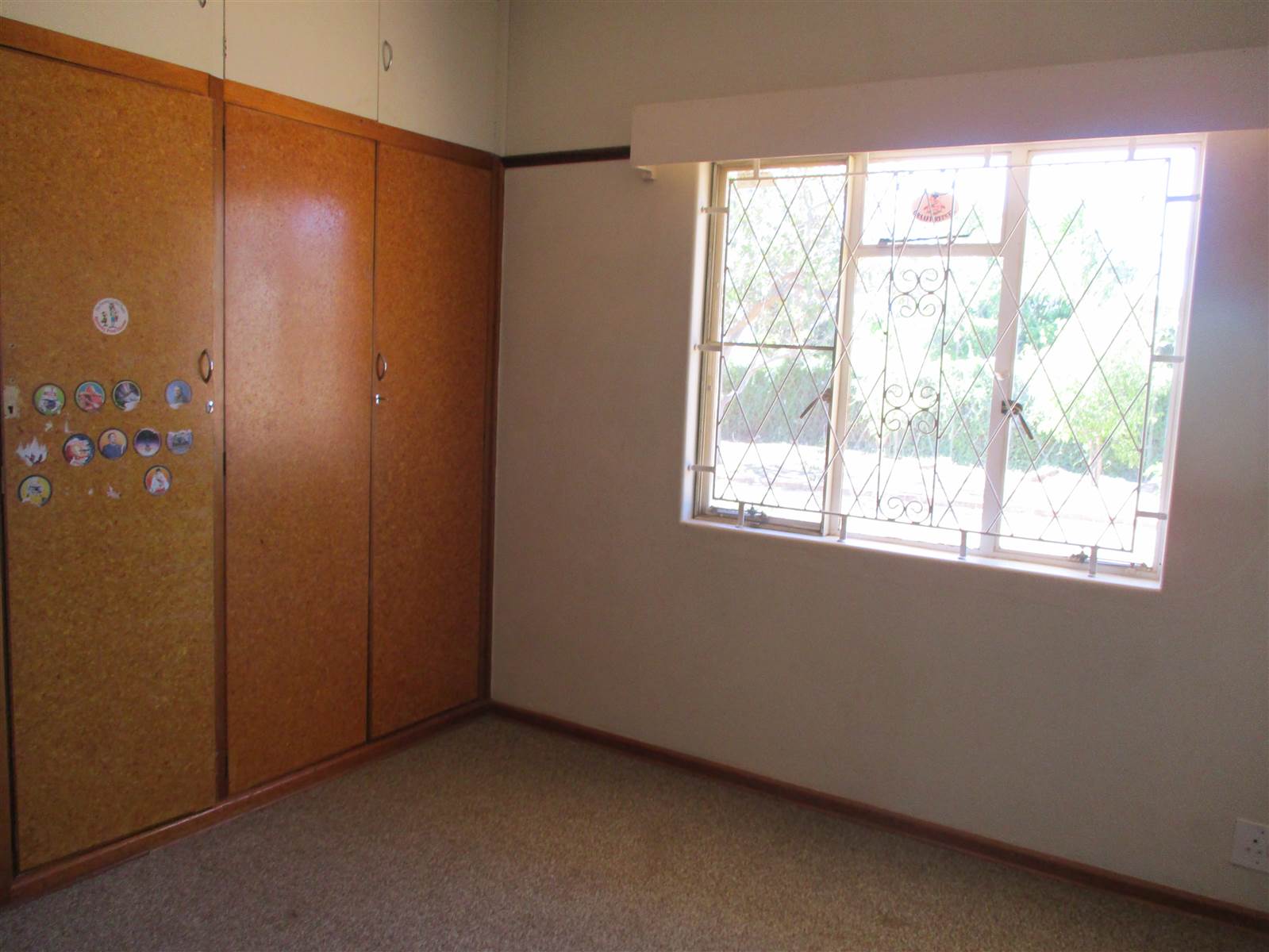 4 Bed House in Graaff Reinet photo number 18