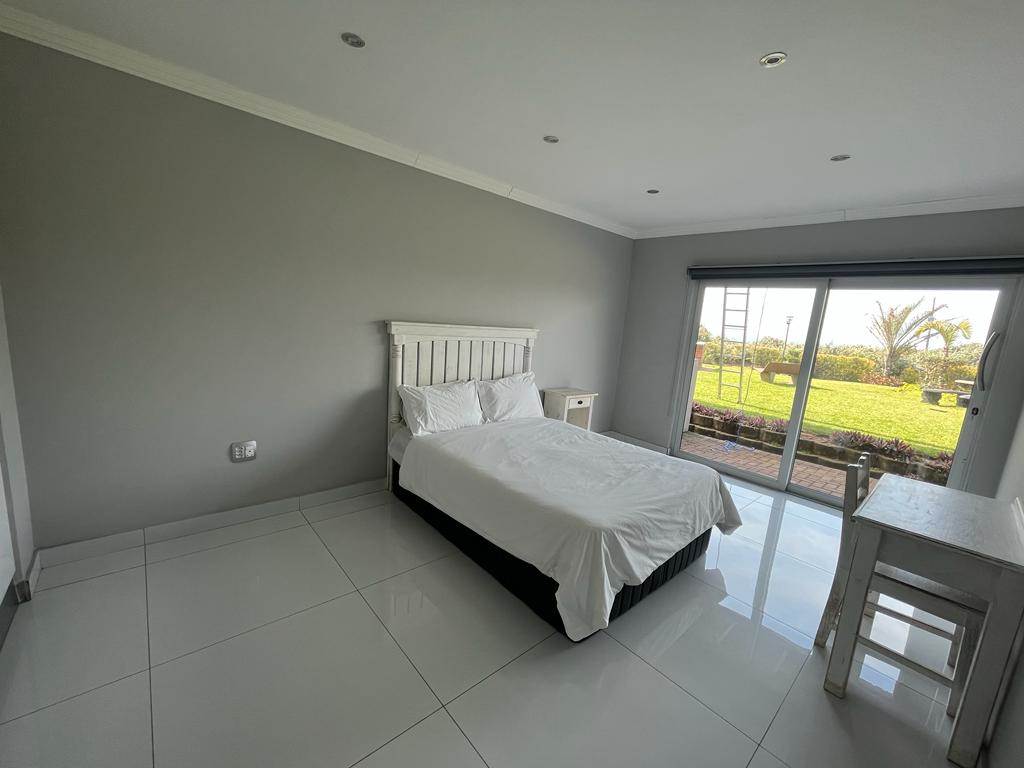 2 Bed Apartment in Freeland Park photo number 10