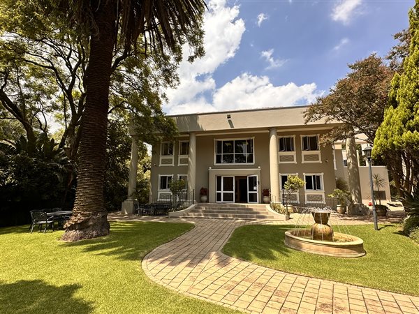 650  m² Commercial space in Melrose Estate