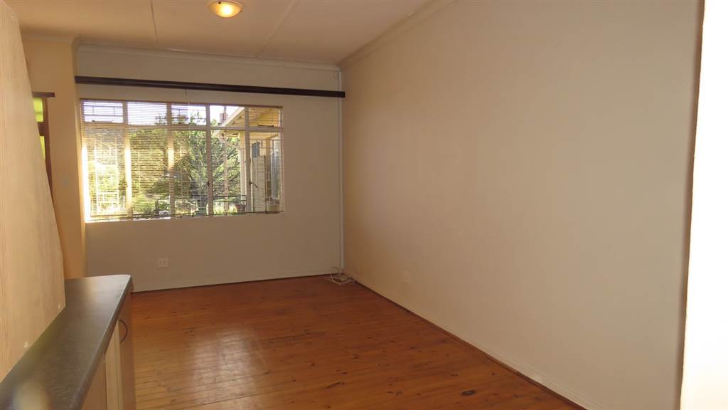 1 Bed Apartment in Fouriesburg photo number 14