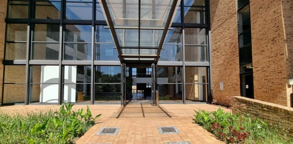 2000  m² Commercial space in Sunninghill photo number 4