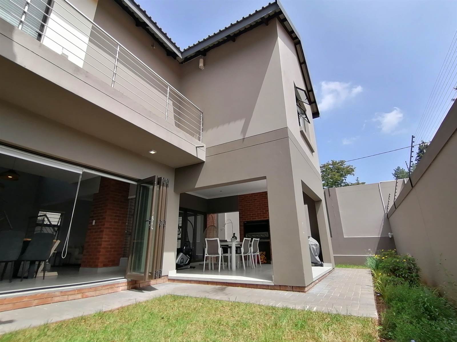 3 Bed House in Bryanston East photo number 14