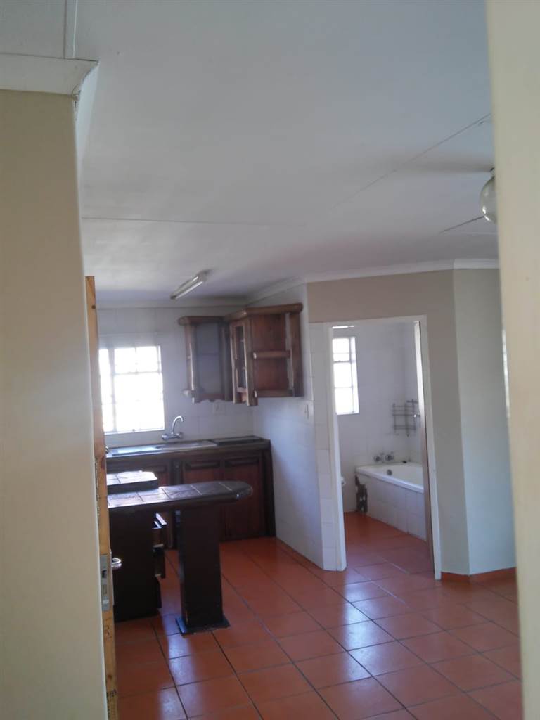 1 Bed Duplex in Potchefstroom Central photo number 1
