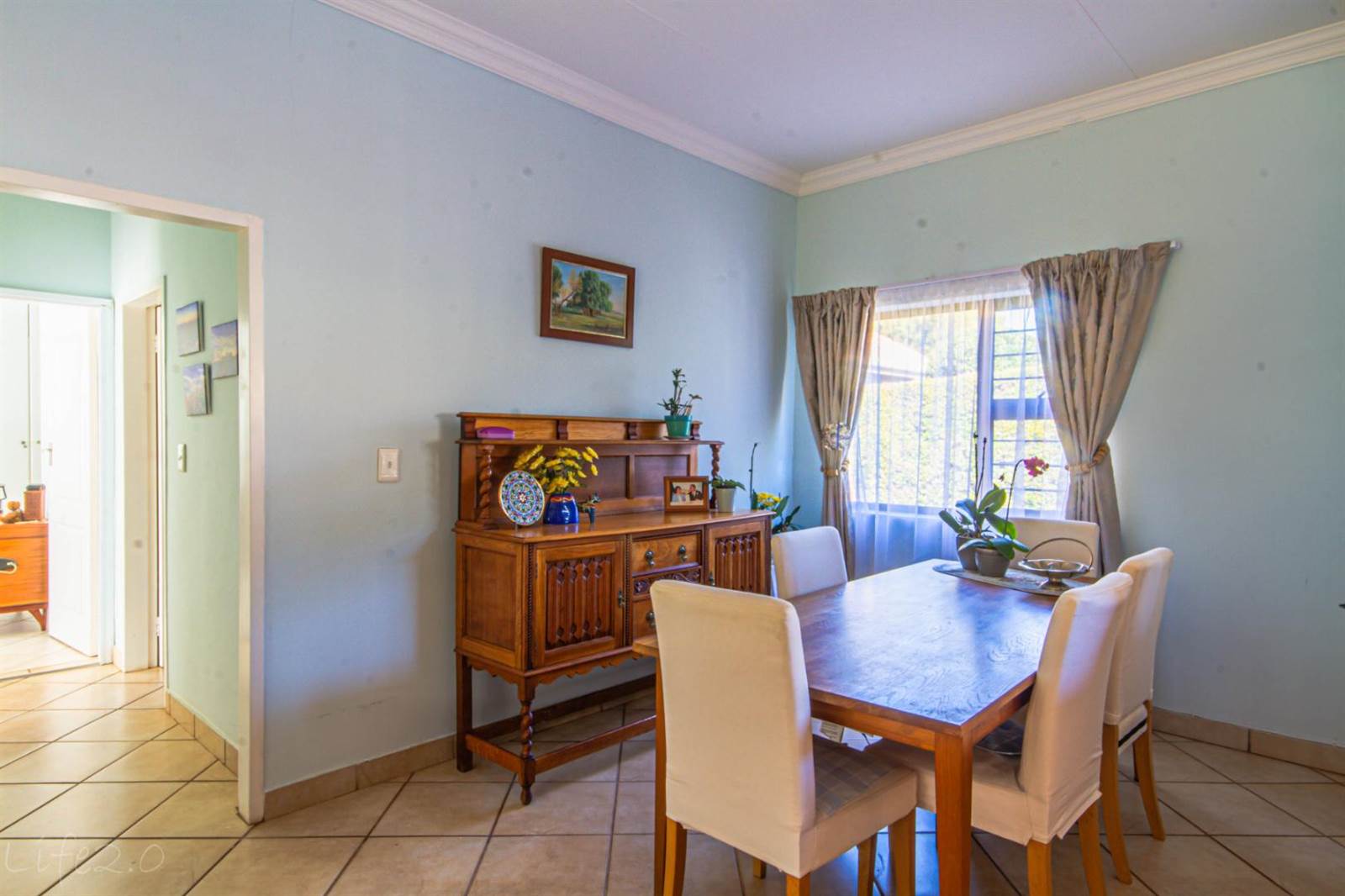 2 Bed Townhouse in Hazeldean (Silverlakes Surroundings) photo number 10