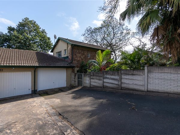 2 Bedroom Townhouse 2 Bedroom Townhouse