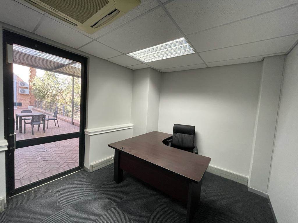 315  m² Commercial space in Sandown photo number 6