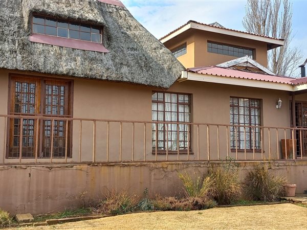 3 Bedroom House 3 Bedroom House