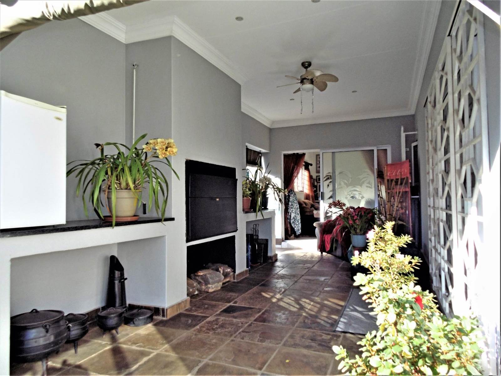 4 Bed House in Cullinan photo number 9