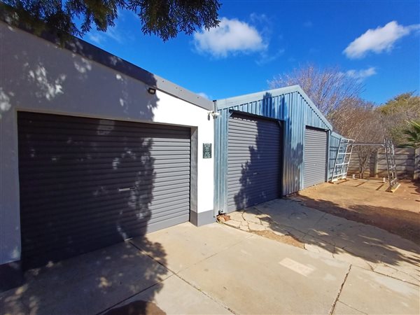 3 Bedroom House 3 Bedroom House