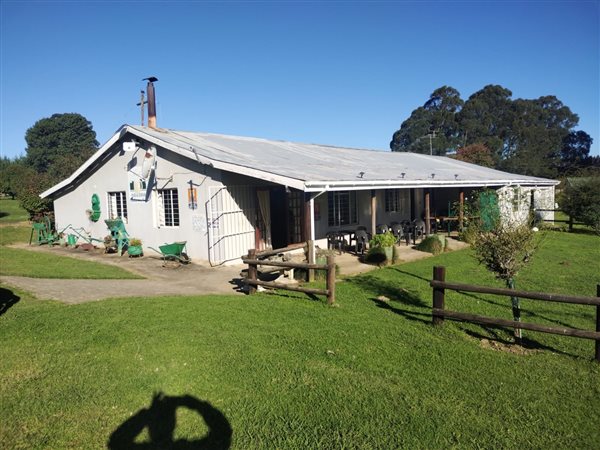 12 ha Smallholding 12 ha Smallholding