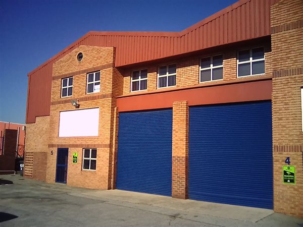 399  m² Industrial space in Modderfontein