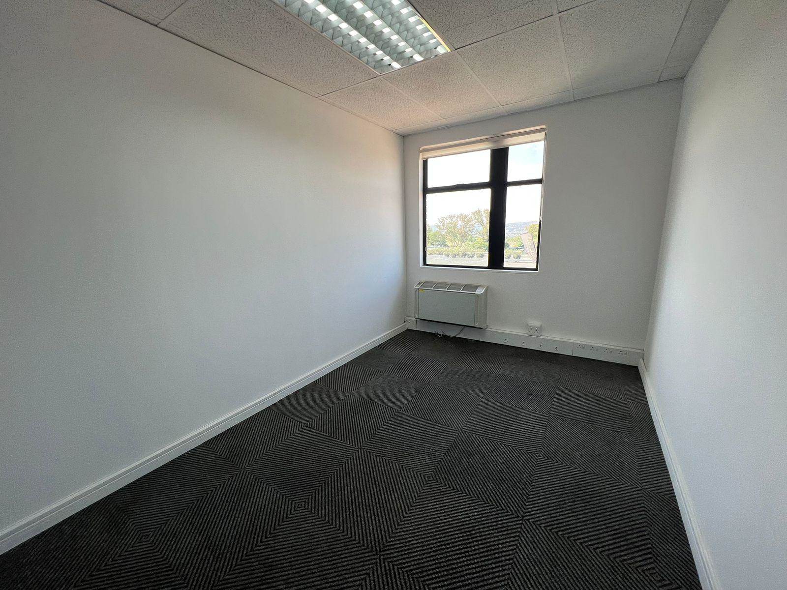 14  m² Commercial space in Woodmead photo number 21