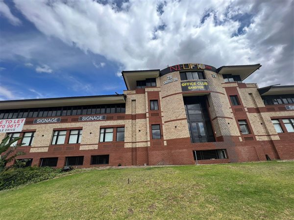 14  m² Commercial space in Woodmead